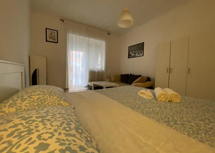 Tiburtina2000 Apartament *