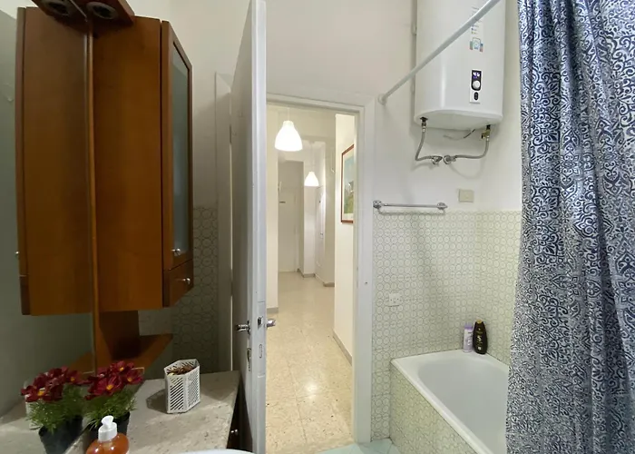 Apartament Tiburtina2000 *
